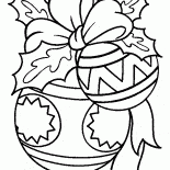 وهناك مجموعة من كرات عيد الميلاد